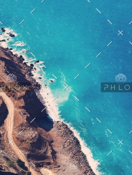 photo-1473633900894-651736056c8e