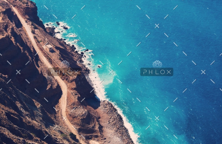 photo-1473633900894-651736056c8e